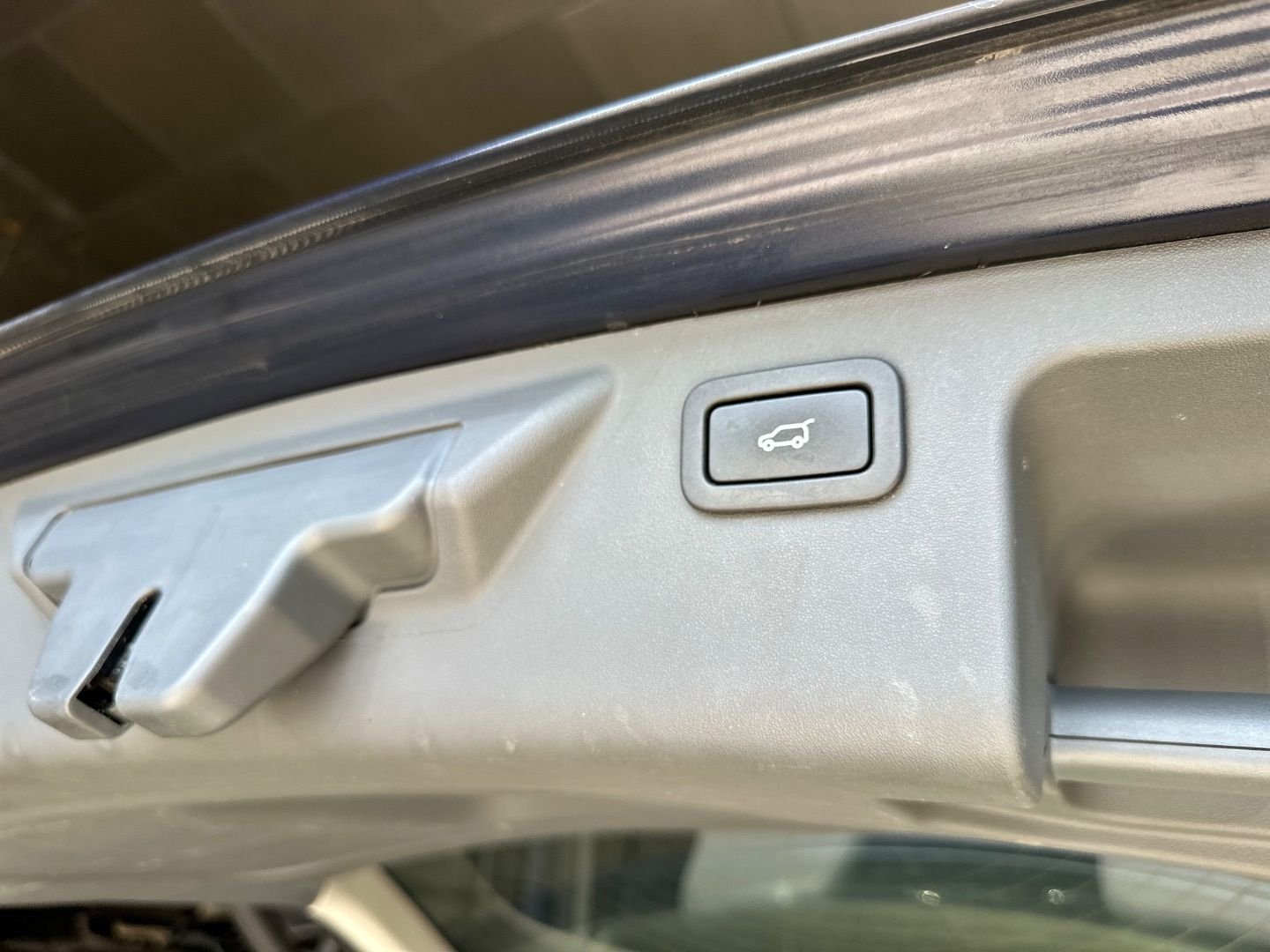 LAND-ROVER DISCOVERY SPORT 2.0L TD4 SE 150