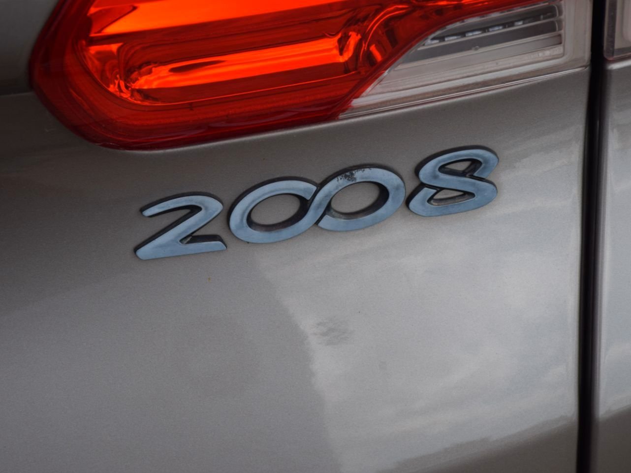 PEUGEOT 2008 Allure 1.6Hdi 100