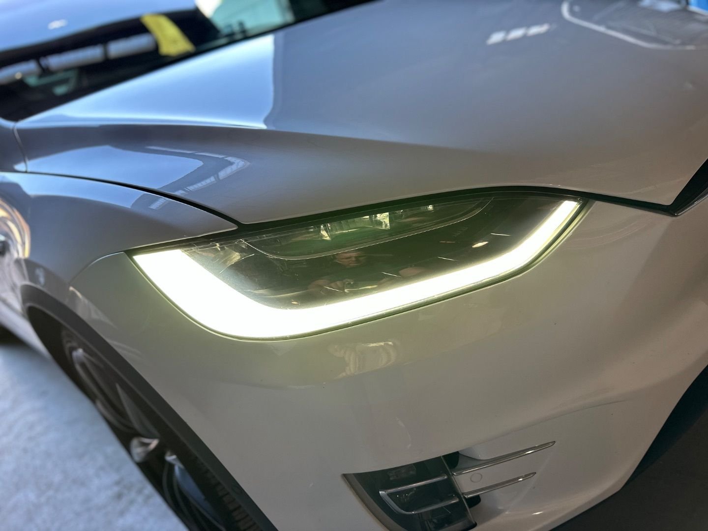 TESLA Model X 90 Dual Motor