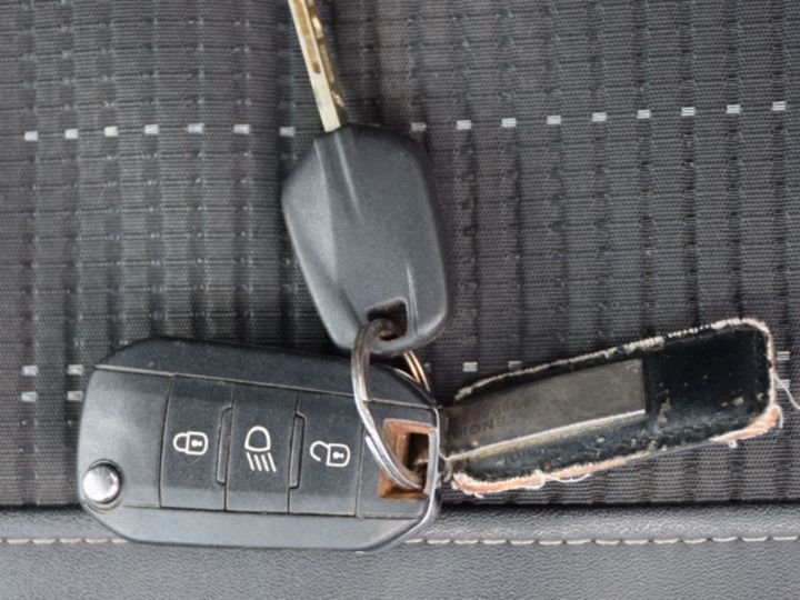 PEUGEOT 2008 Allure 1.6Hdi 100