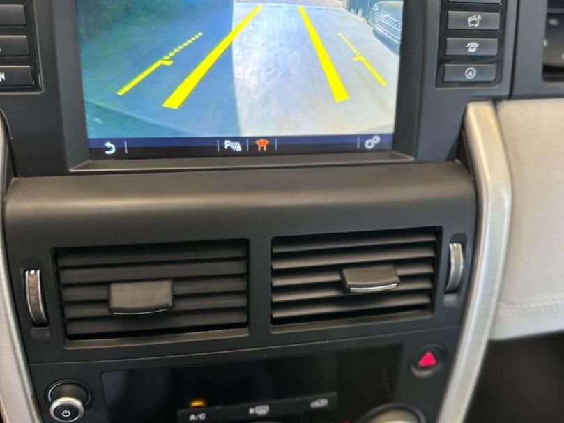 LAND-ROVER DISCOVERY SPORT 2.0L TD4 SE 150