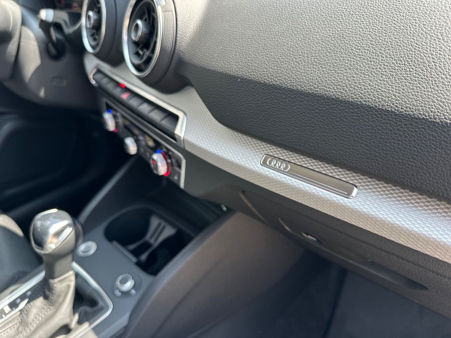 AUDI Q2 35TFSI Advanced STronic