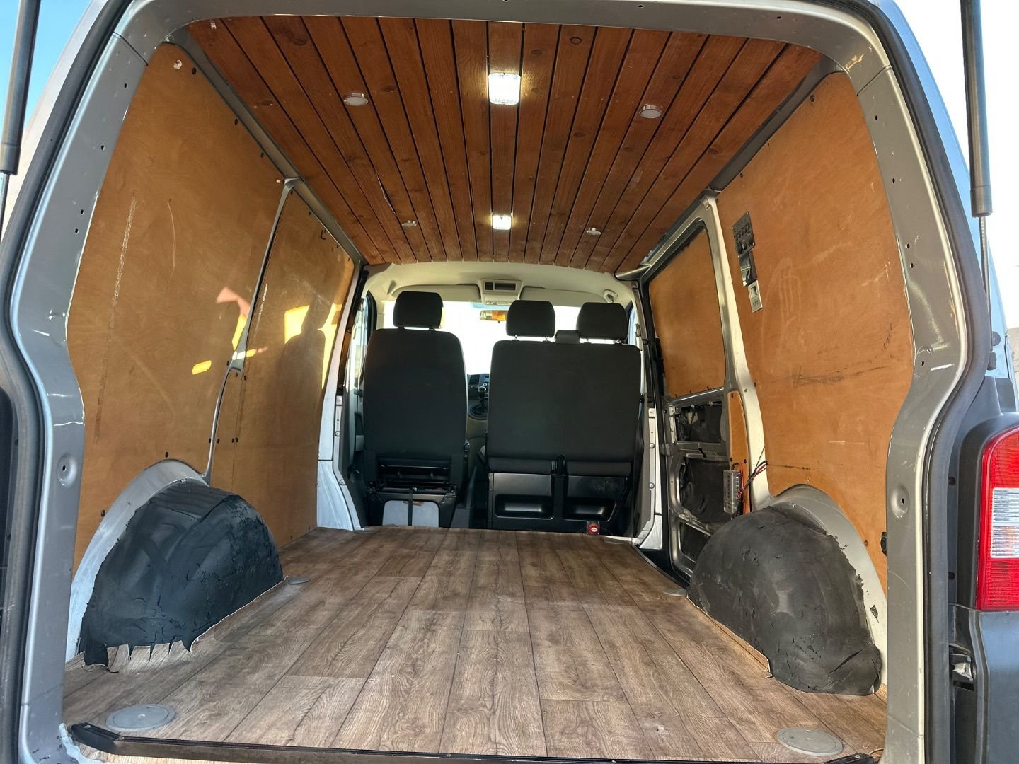 VOLKSWAGEN Transporter Furgon Corto 2.0TDi