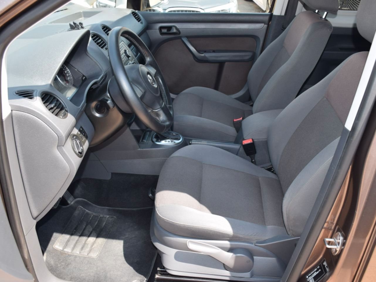 VOLKSWAGEN Caddy Kombi 1.6Tdi DSG