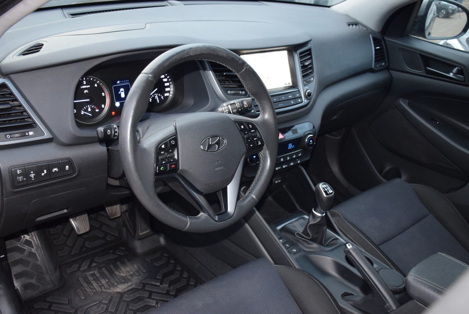 HYUNDAI Tucson 1.7CRDi