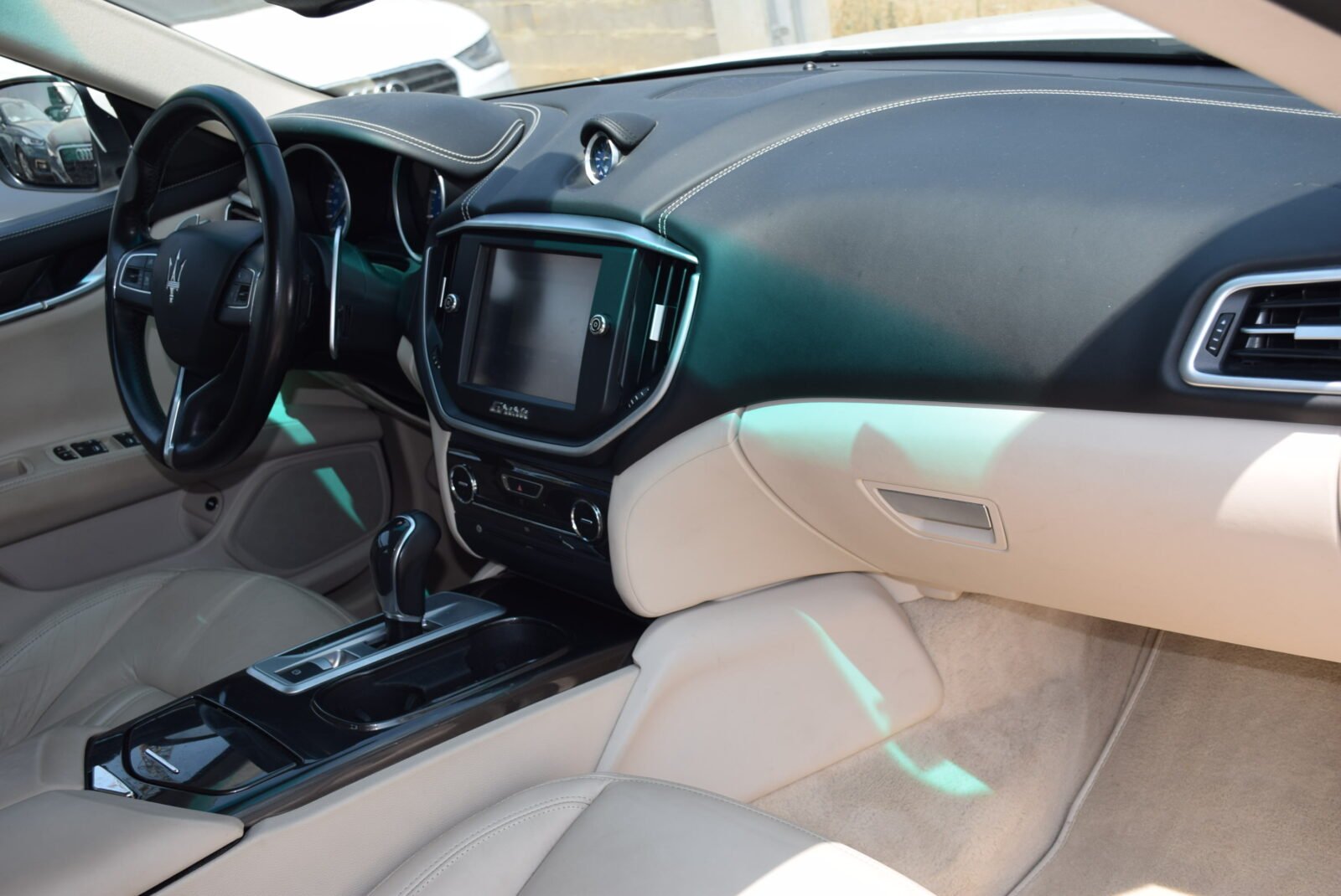 MASERATI GHIBLI Q4