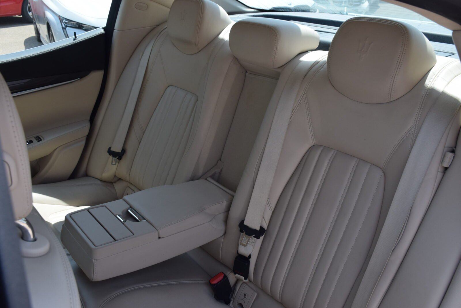 MASERATI GHIBLI Q4