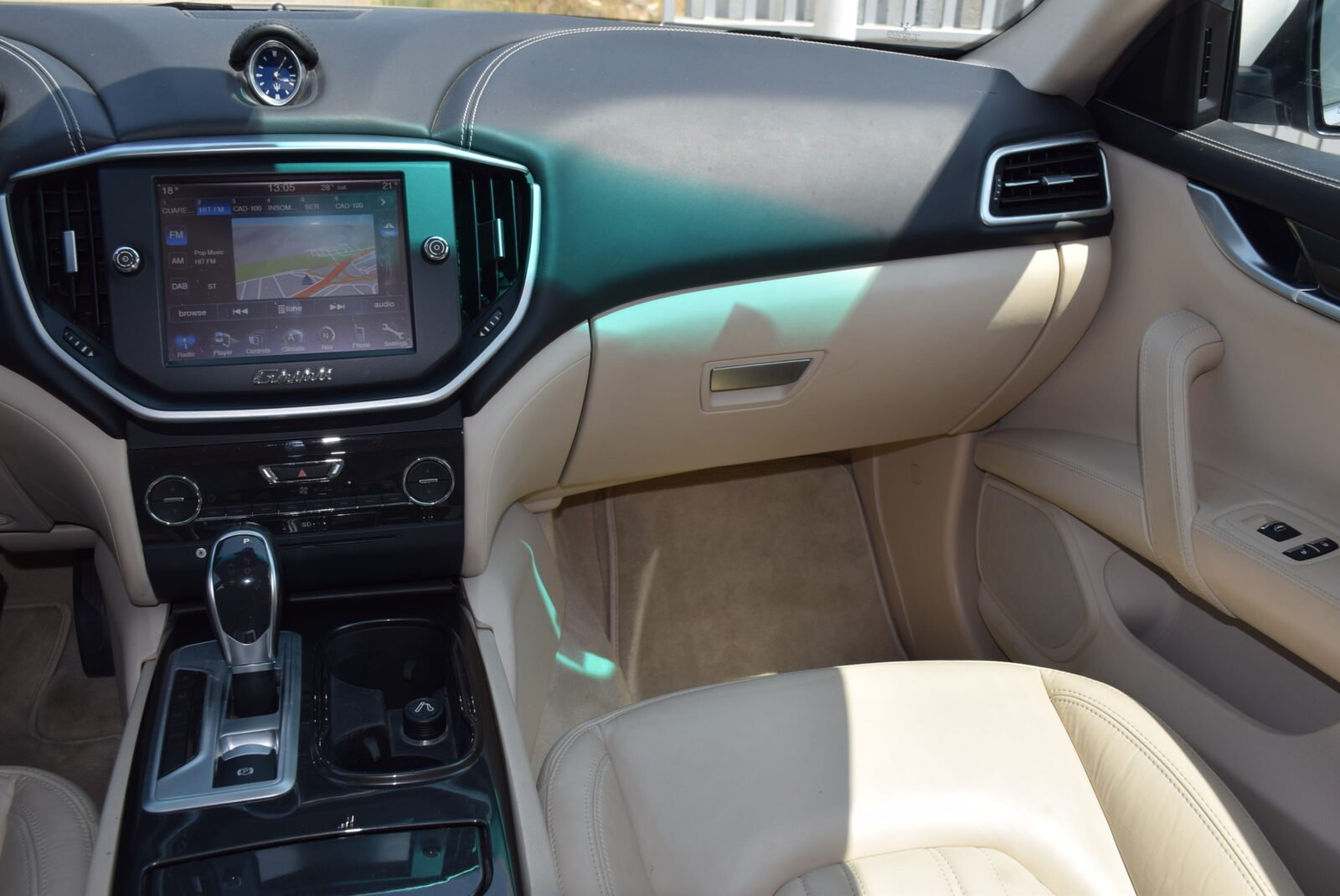 MASERATI GHIBLI Q4