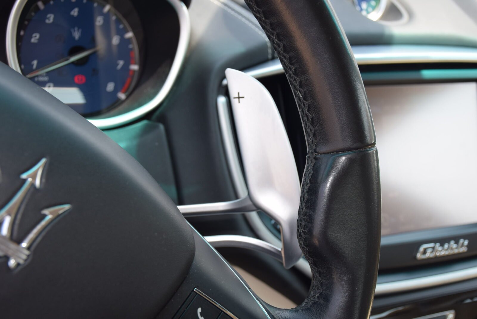 MASERATI GHIBLI Q4