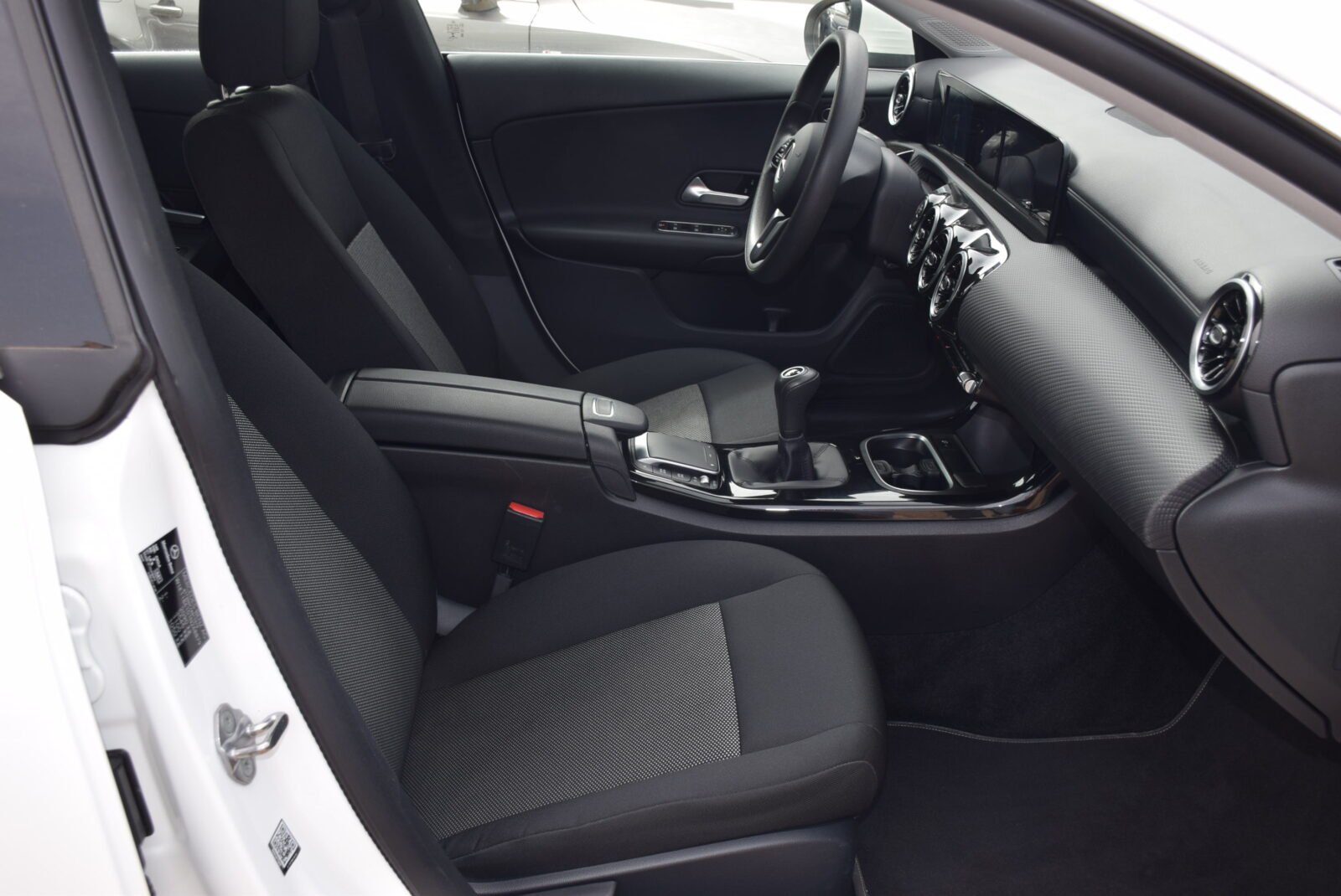 MERCEDES-BENZ Clase CLA CLA 180 d Shooting Brake