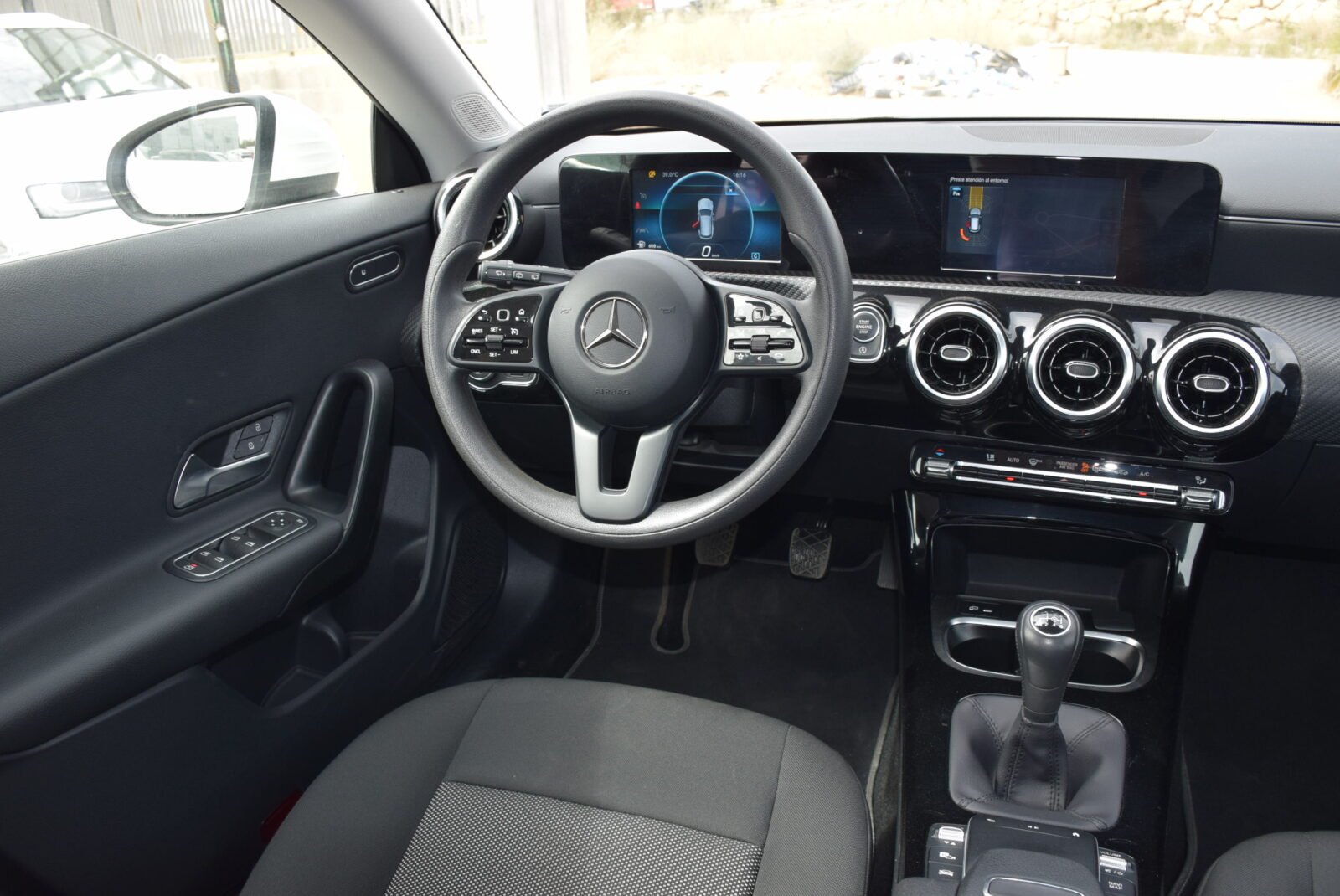 MERCEDES-BENZ Clase CLA CLA 180 d Shooting Brake