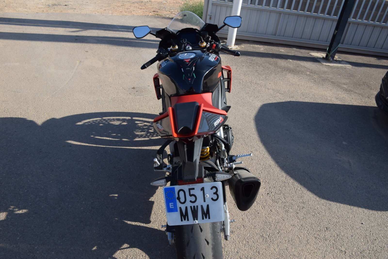 APRILIA RSV4 FACTORY