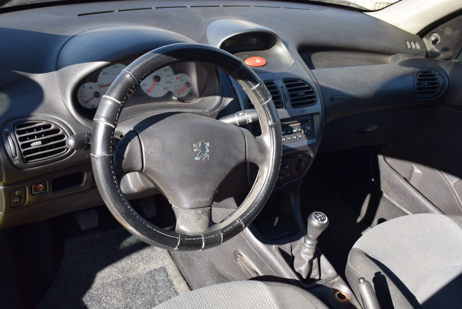 PEUGEOT 206 1.4HDi 