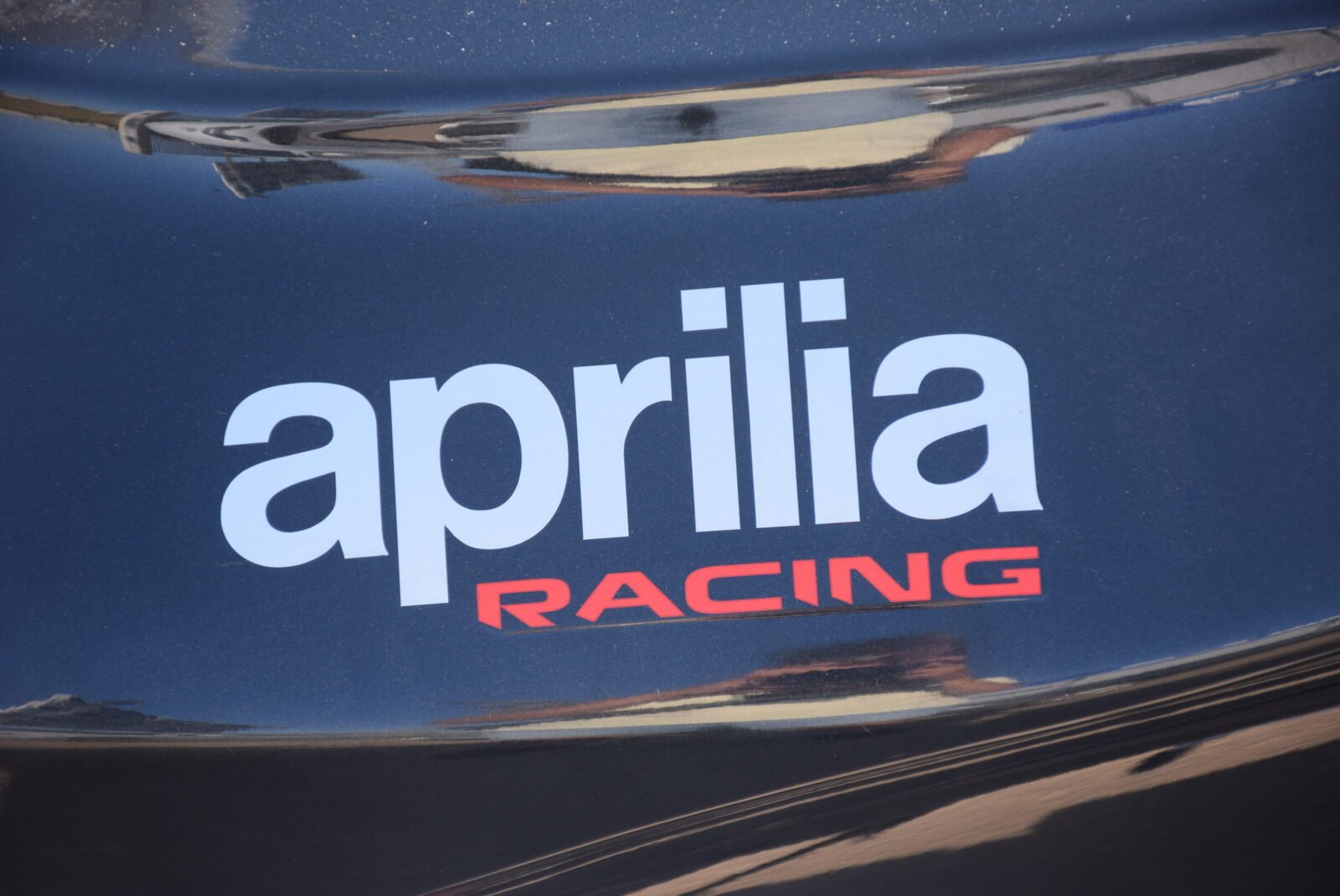 APRILIA RSV4 FACTORY