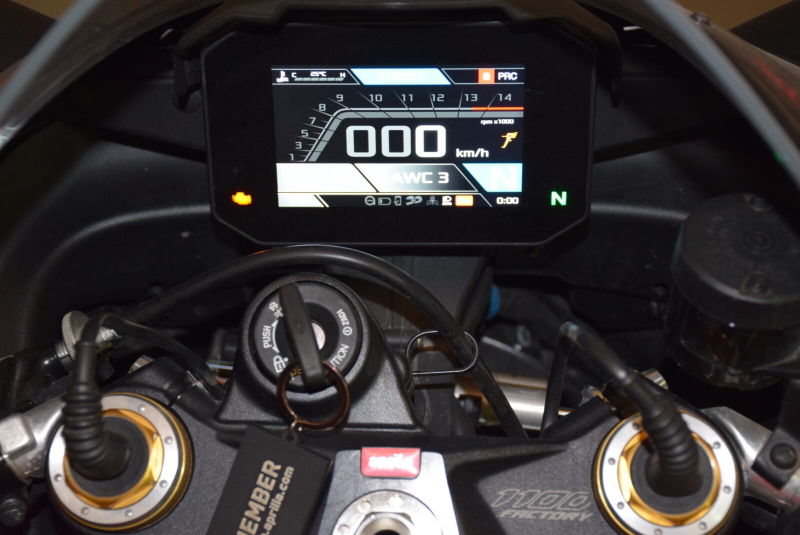 APRILIA RSV4 FACTORY