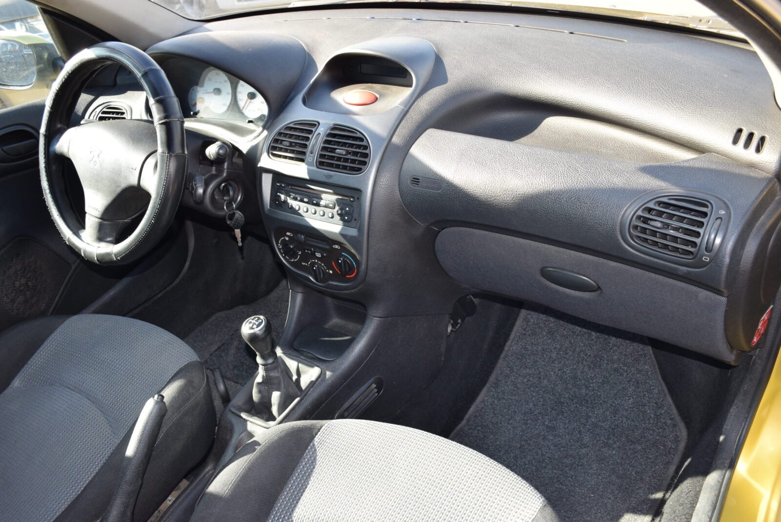 PEUGEOT 206 1.4HDi 