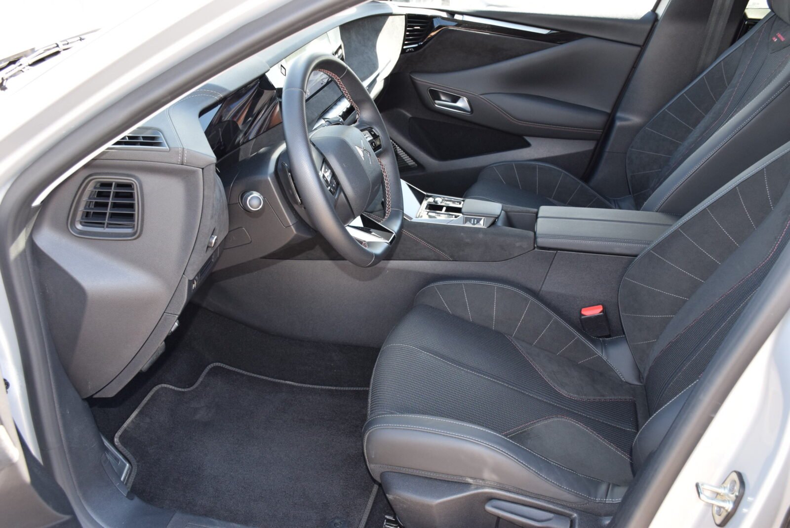 DS DS4 BlueHDi 130 Auto Performance Line