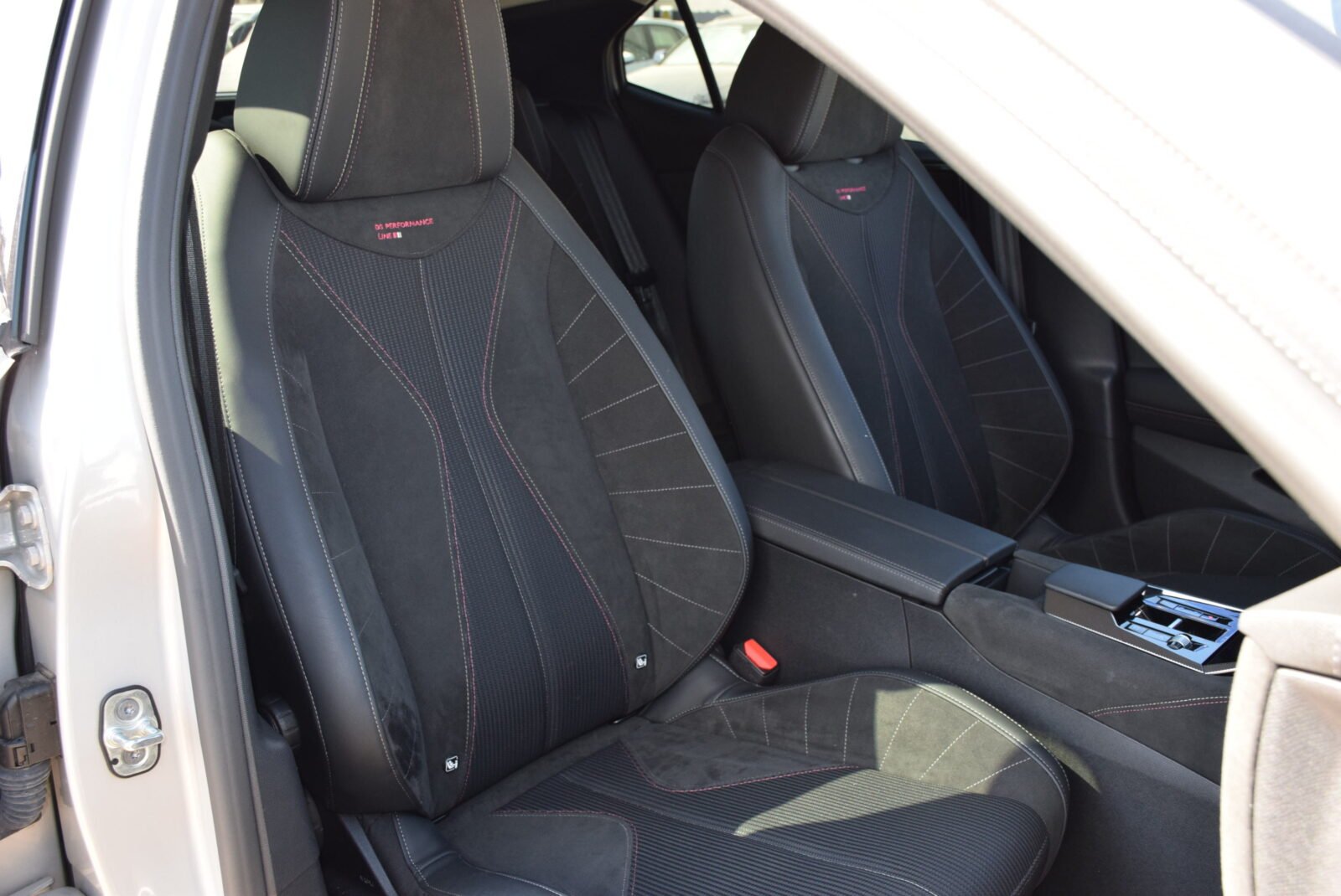 DS DS4 BlueHDi 130 Auto Performance Line