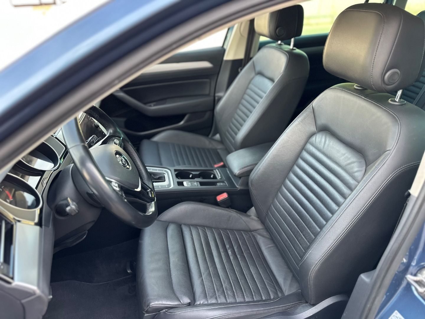 VOLKSWAGEN Passat Variant 2.0TDI Executive DSG