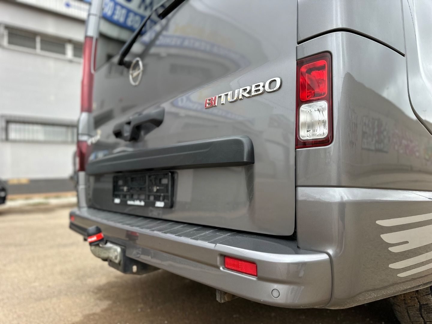 OPEL Vivaro Kombi 9 Plus