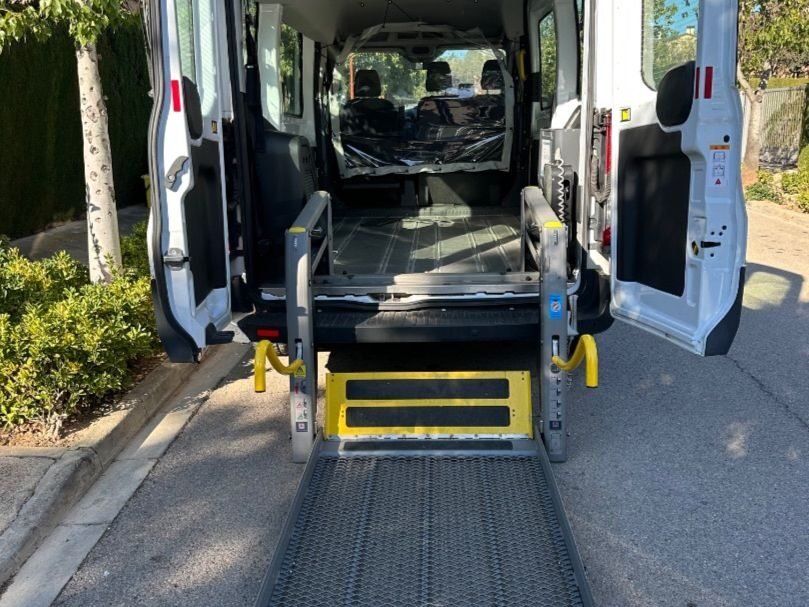 FORD Transit L2H2 Kombi 