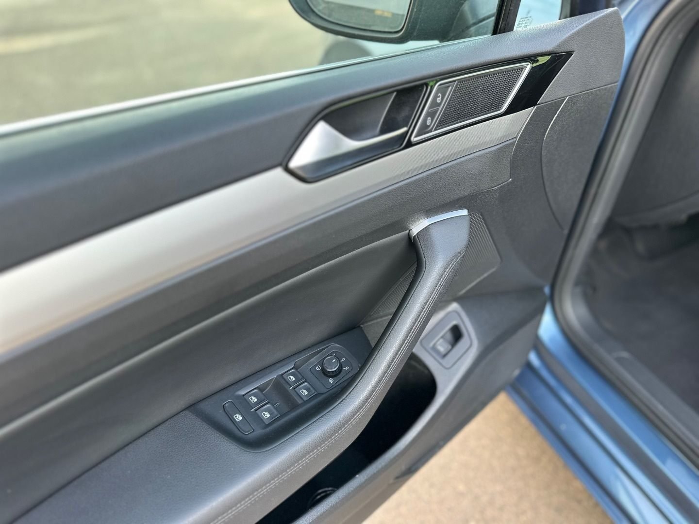 VOLKSWAGEN Passat Variant 2.0TDI Executive DSG