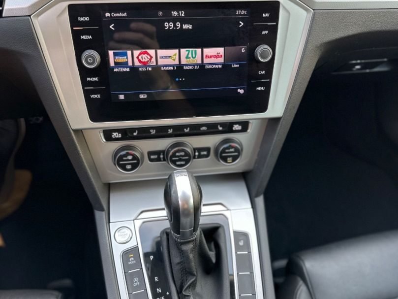 VOLKSWAGEN Passat Variant 2.0TDI Executive DSG