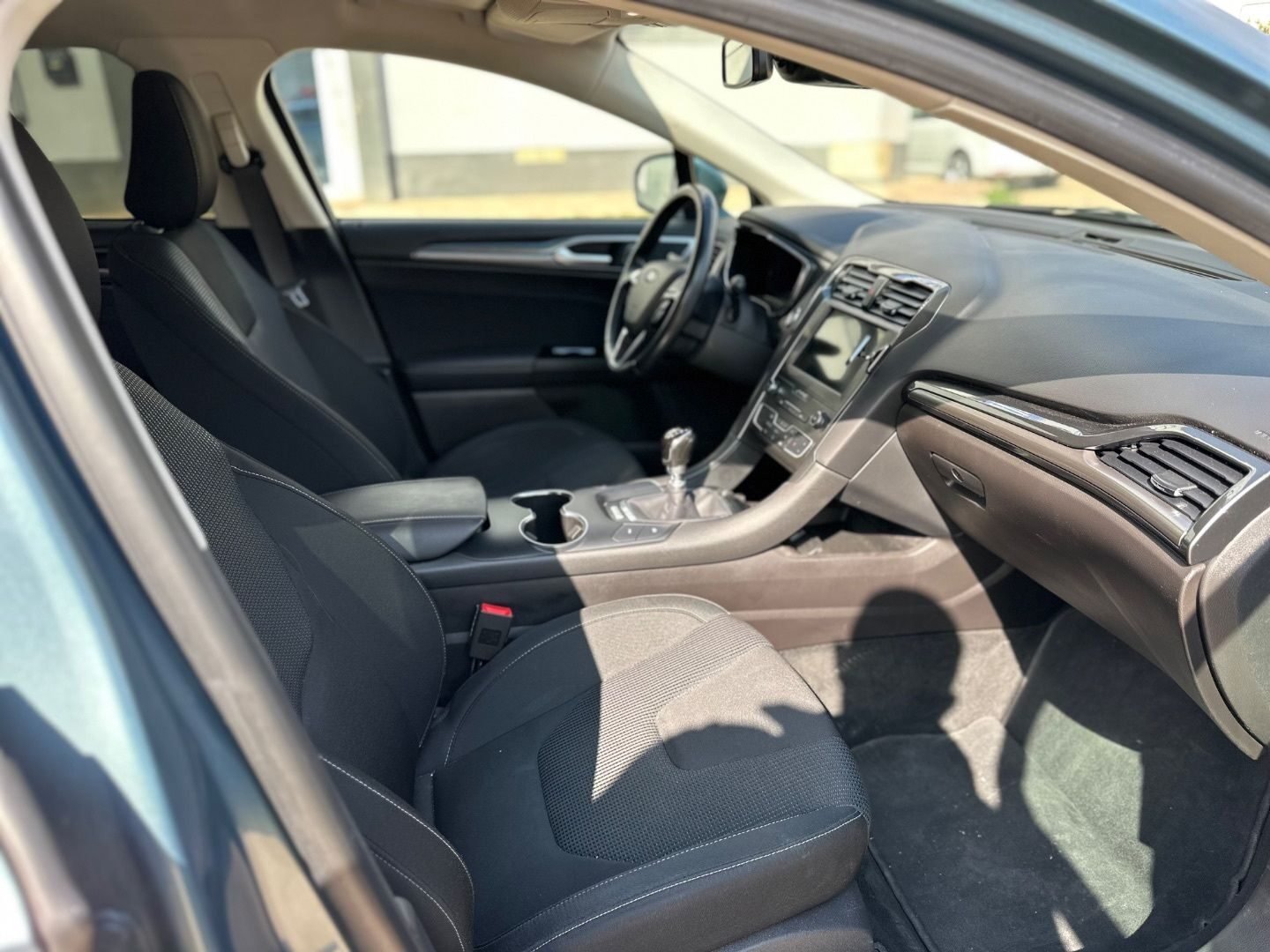 FORD Mondeo 1.5 EcoBoost  GLP Titanium