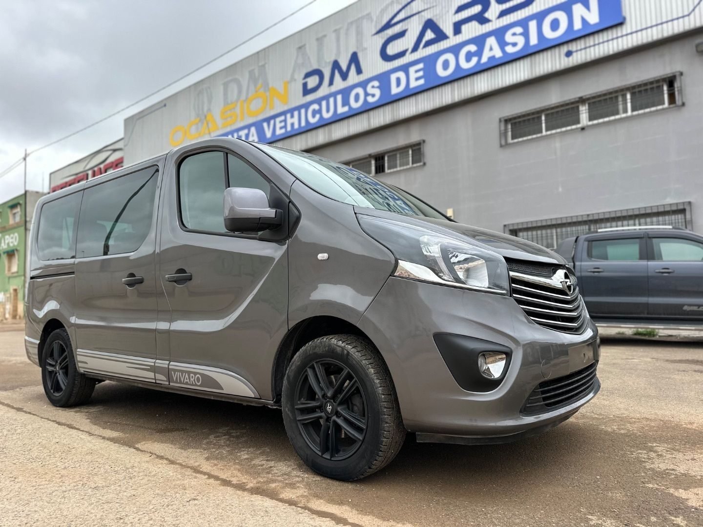 OPEL Vivaro Kombi 9 Plus