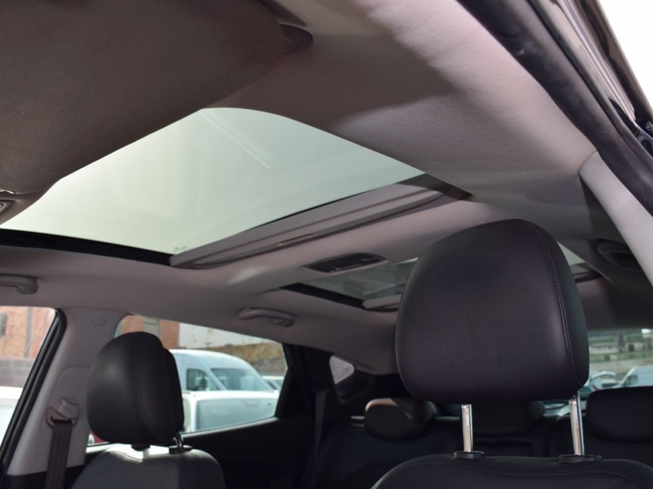 HYUNDAI ix 35 1.6GDI Essence