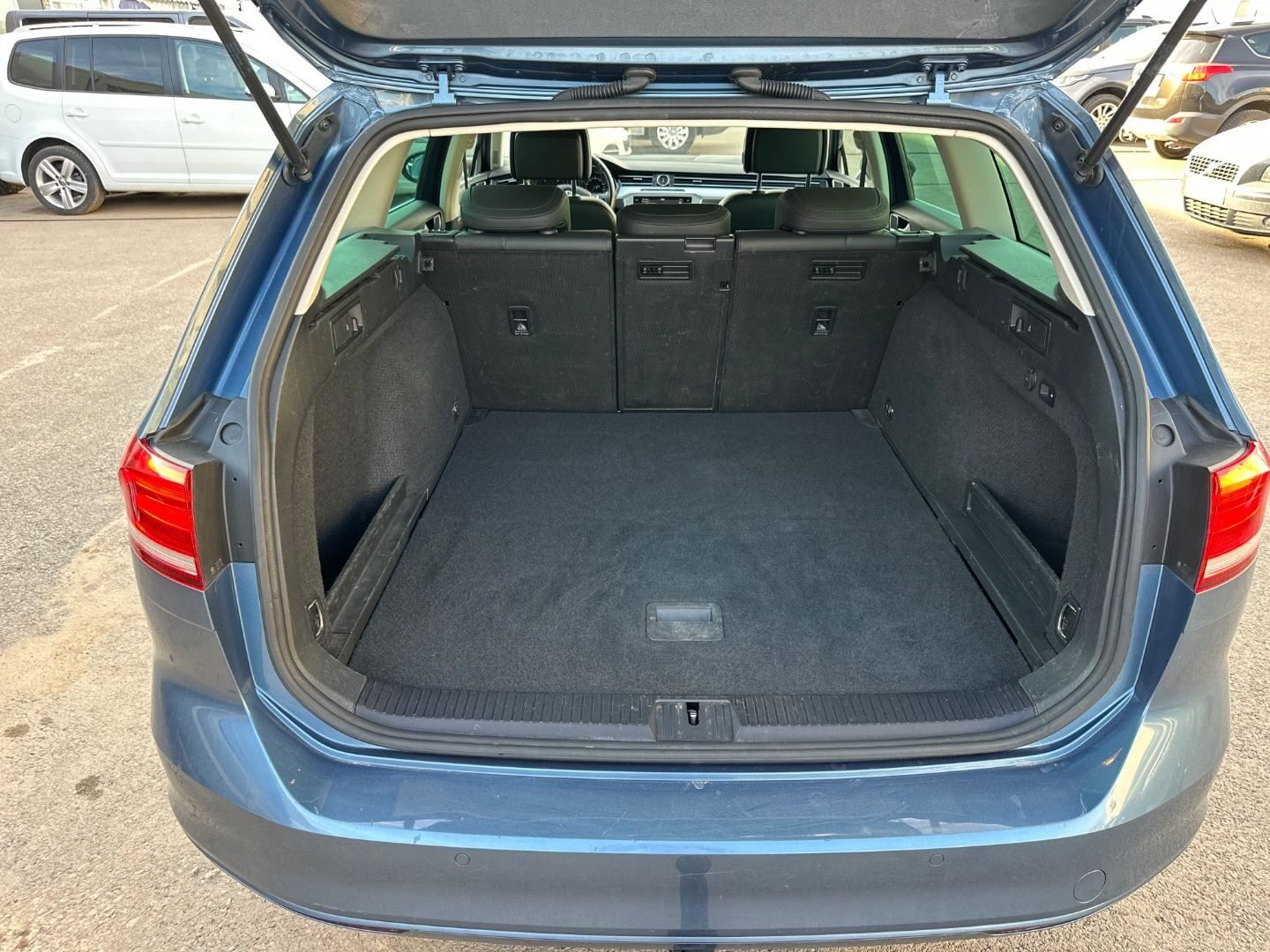 VOLKSWAGEN Passat Variant 2.0TDI Executive DSG