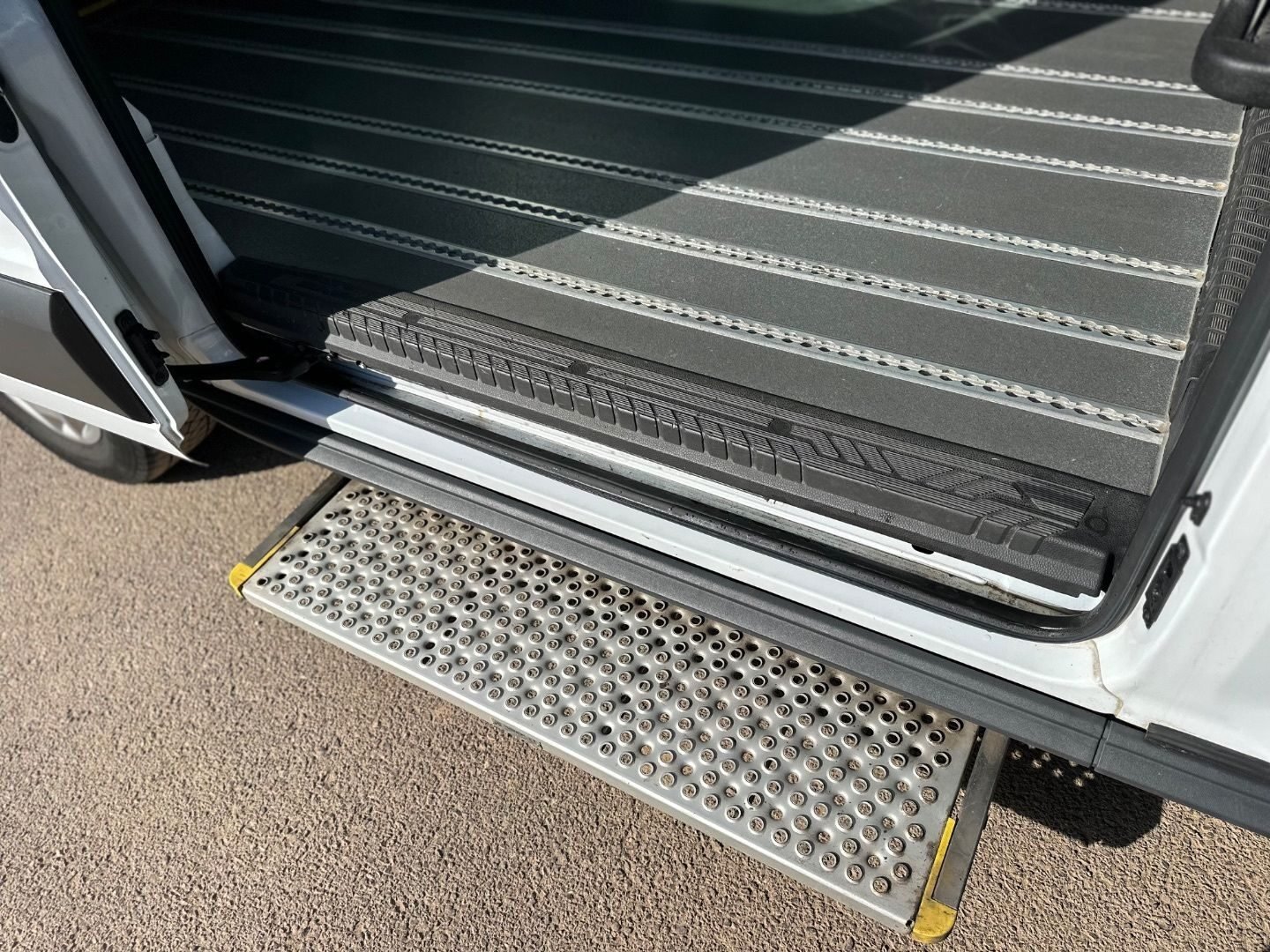 FORD Transit L2H2 Kombi 