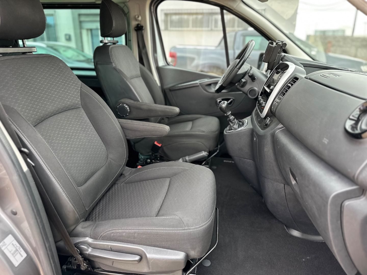 OPEL Vivaro Kombi 9 Plus