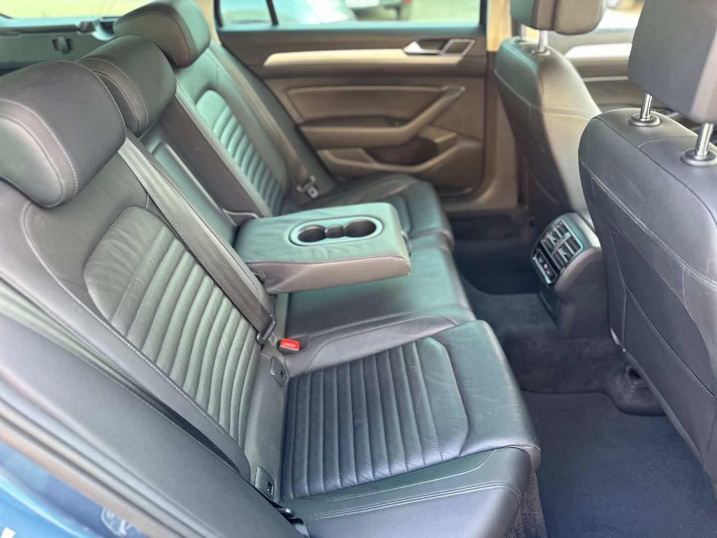 VOLKSWAGEN Passat Variant 2.0TDI Executive DSG