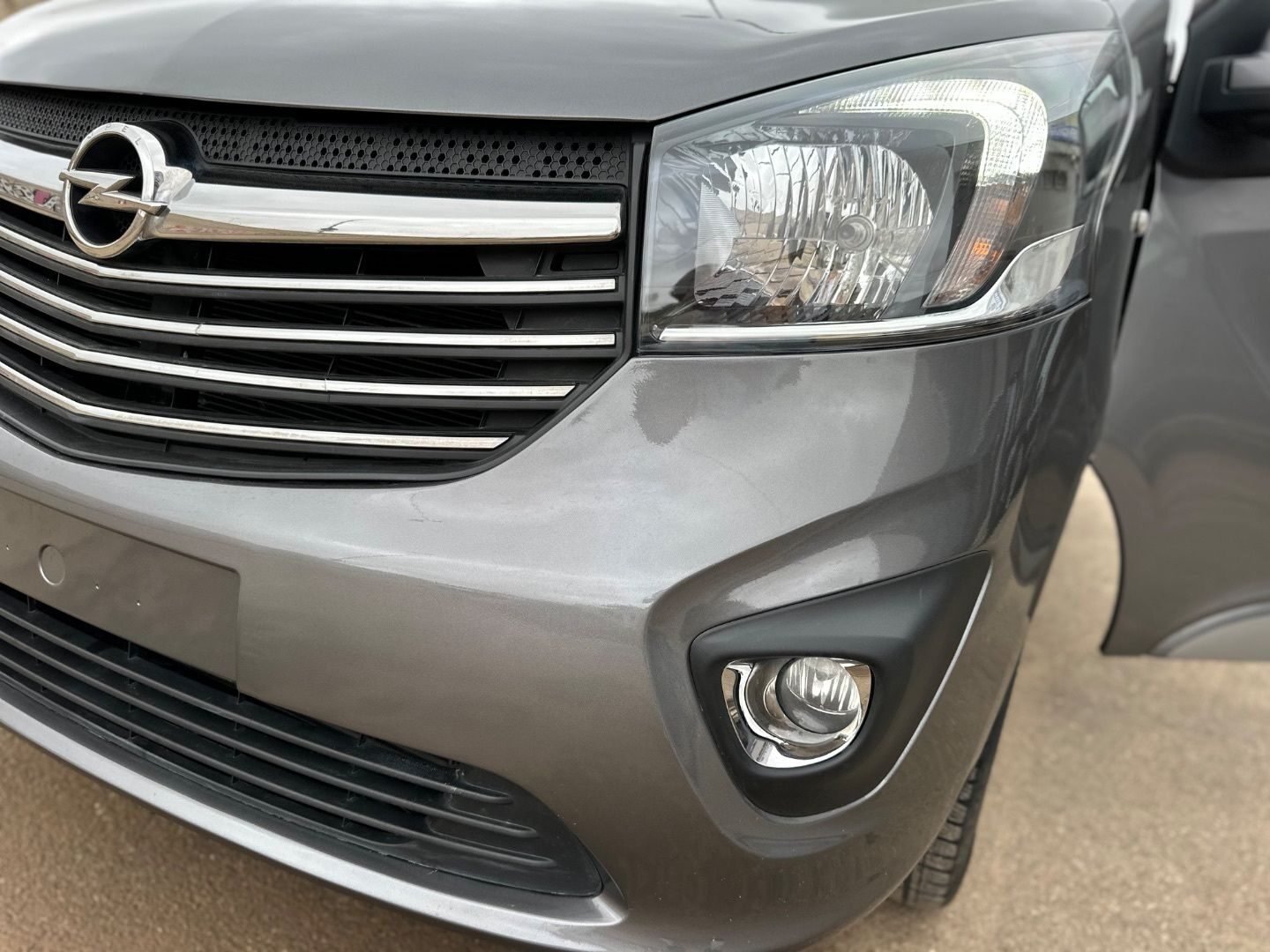 OPEL Vivaro Kombi 9 Plus