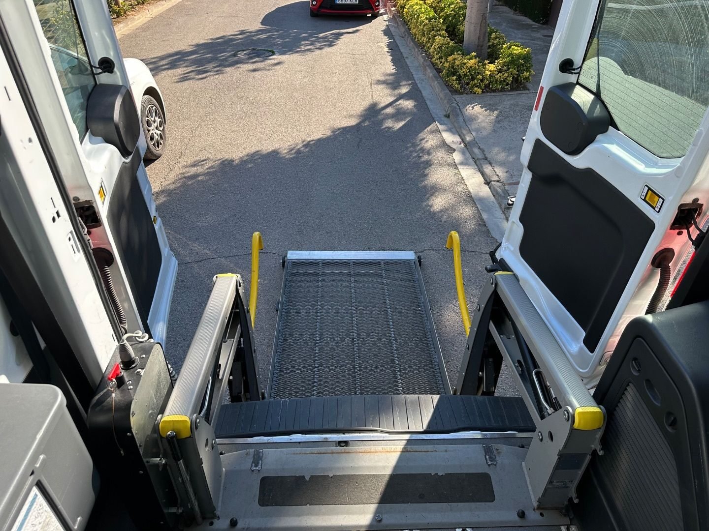 FORD Transit L2H2 Kombi 