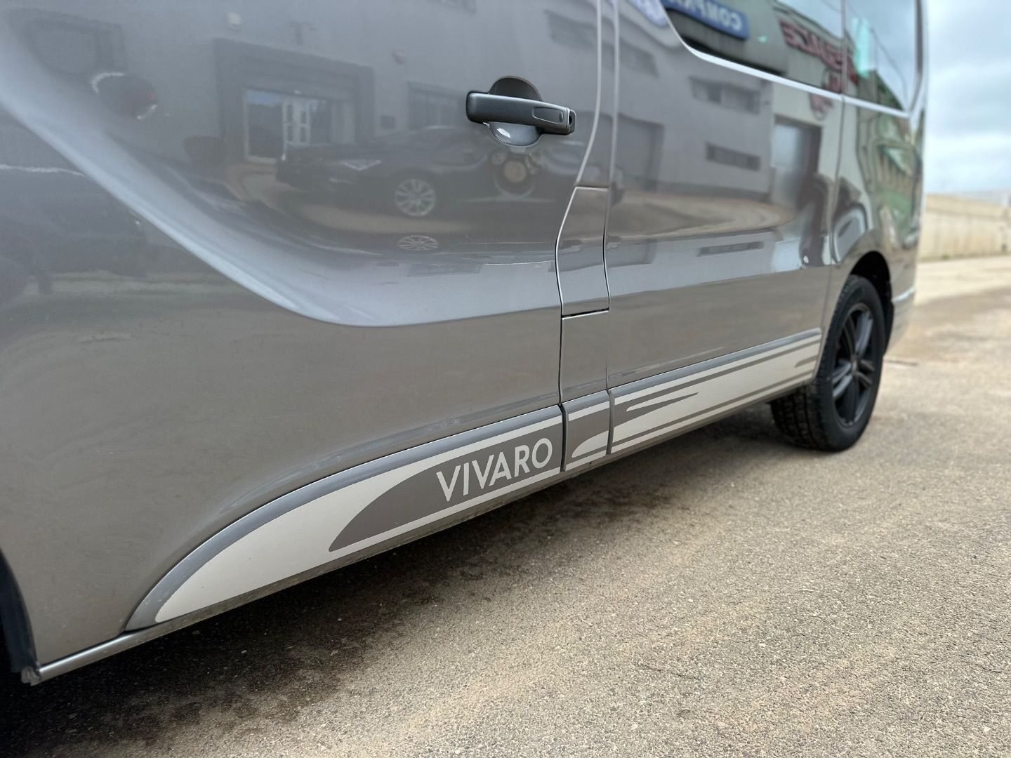 OPEL Vivaro Kombi 9 Plus