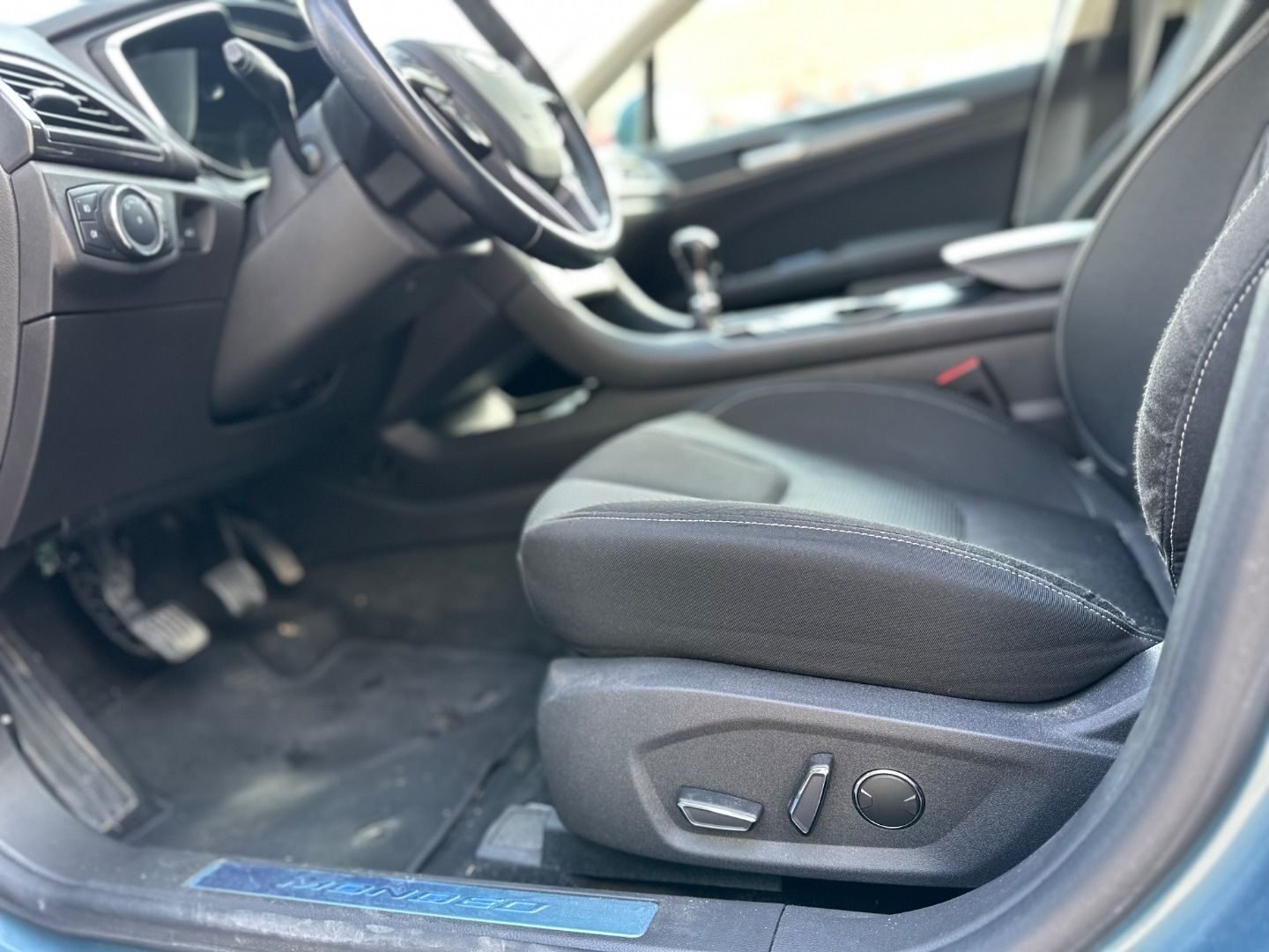 FORD Mondeo 1.5 EcoBoost  GLP Titanium