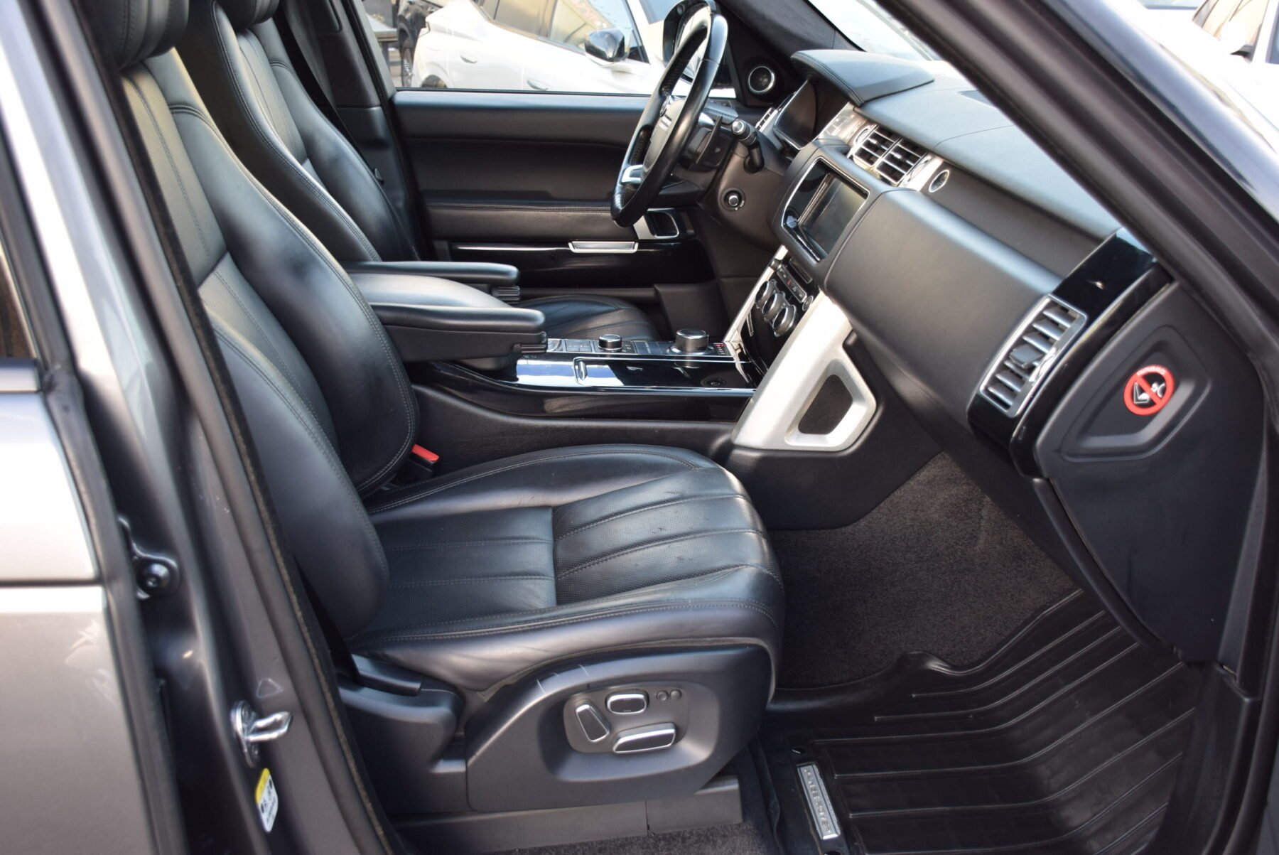 LAND-ROVER RANGE ROVER 3.0TDV6 Vogue