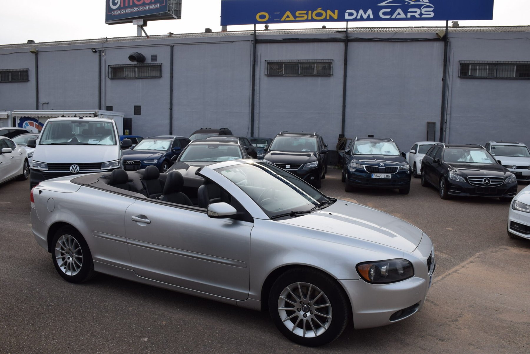 VOLVO C70 2.4 Summum