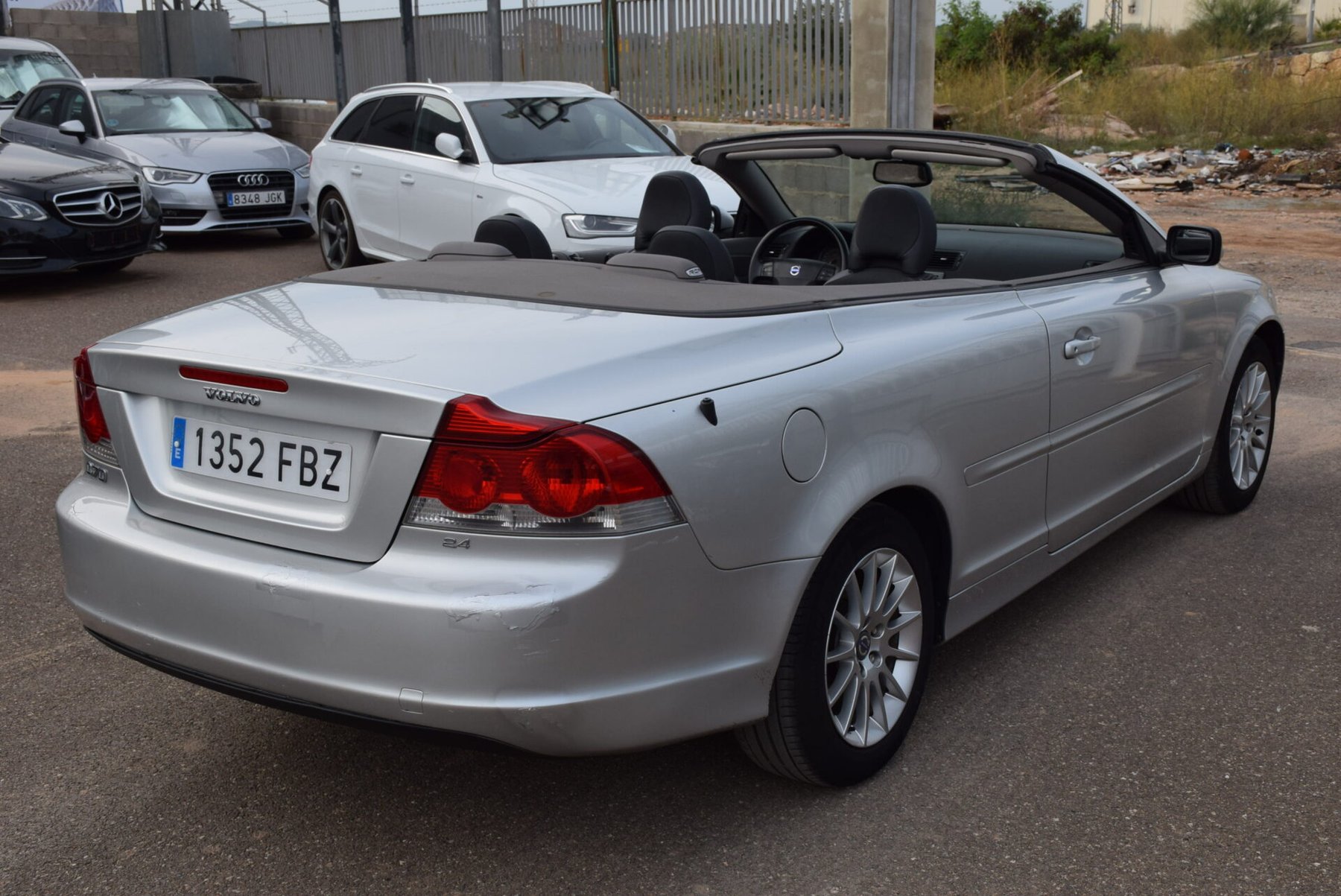 VOLVO C70 2.4 Summum