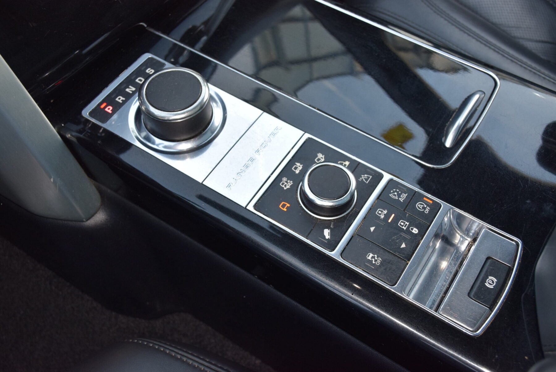 LAND-ROVER RANGE ROVER 3.0TDV6 Vogue