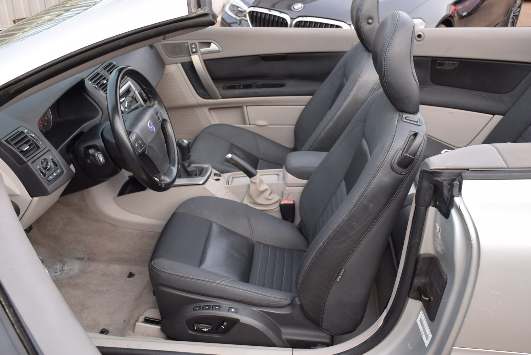VOLVO C70 2.4 Summum