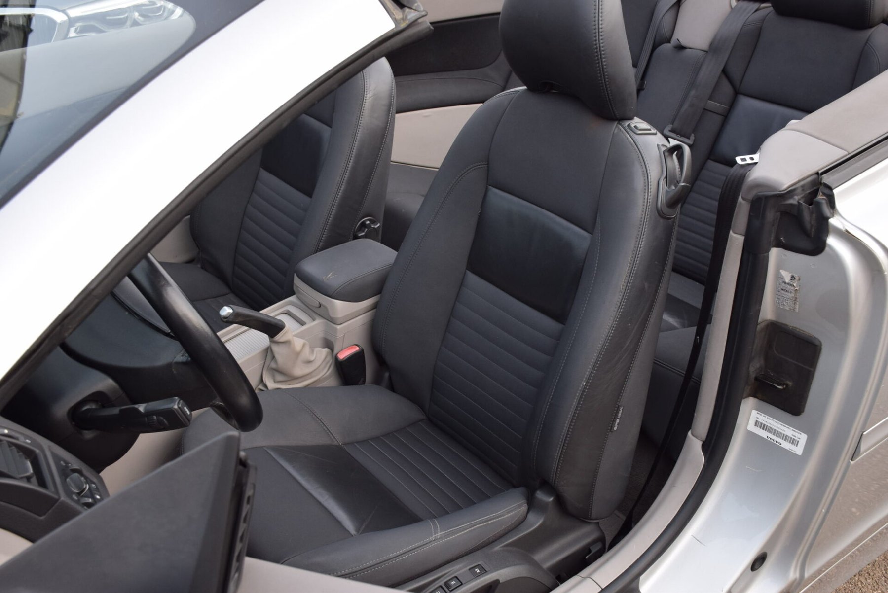 VOLVO C70 2.4 Summum