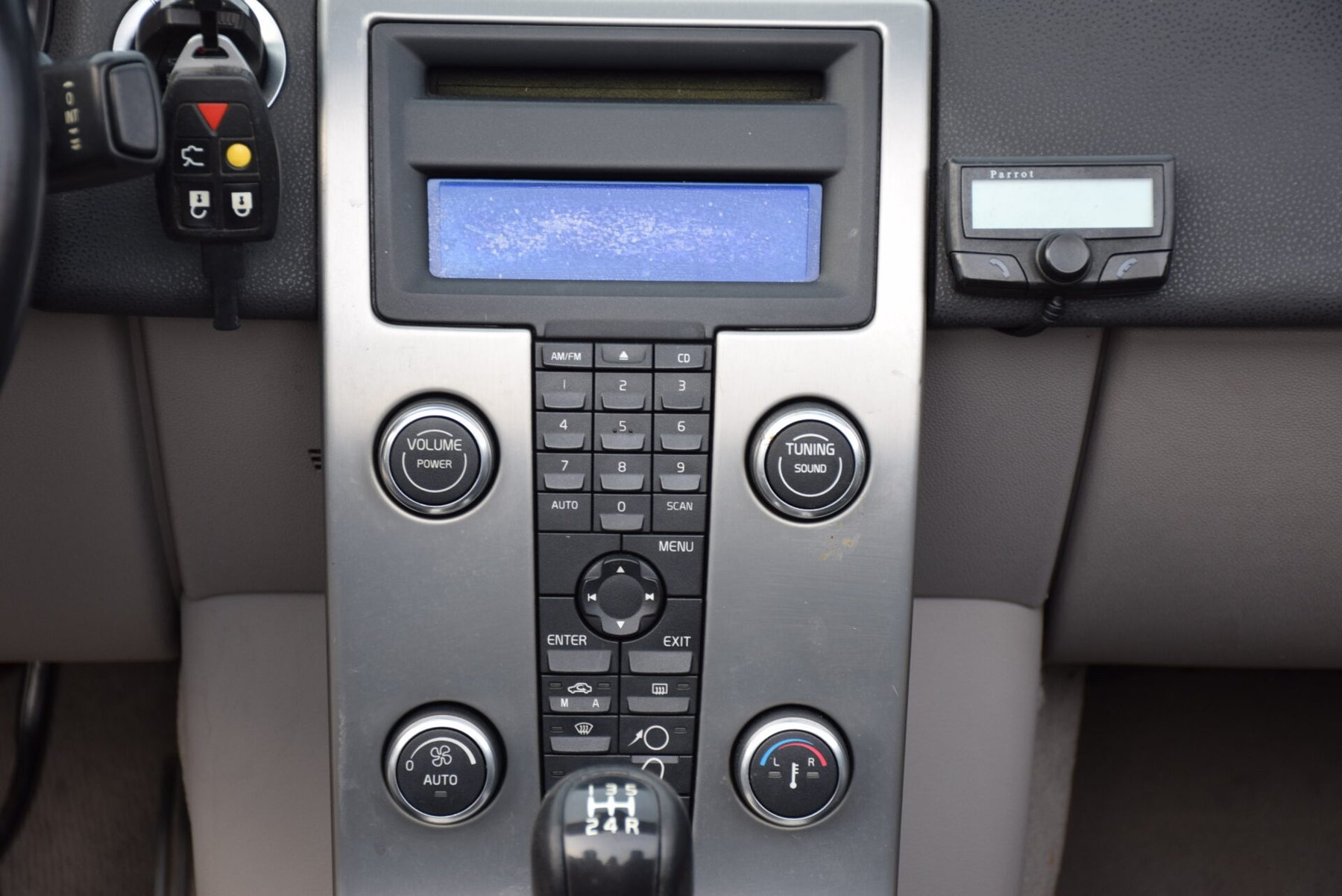 VOLVO C70 2.4 Summum