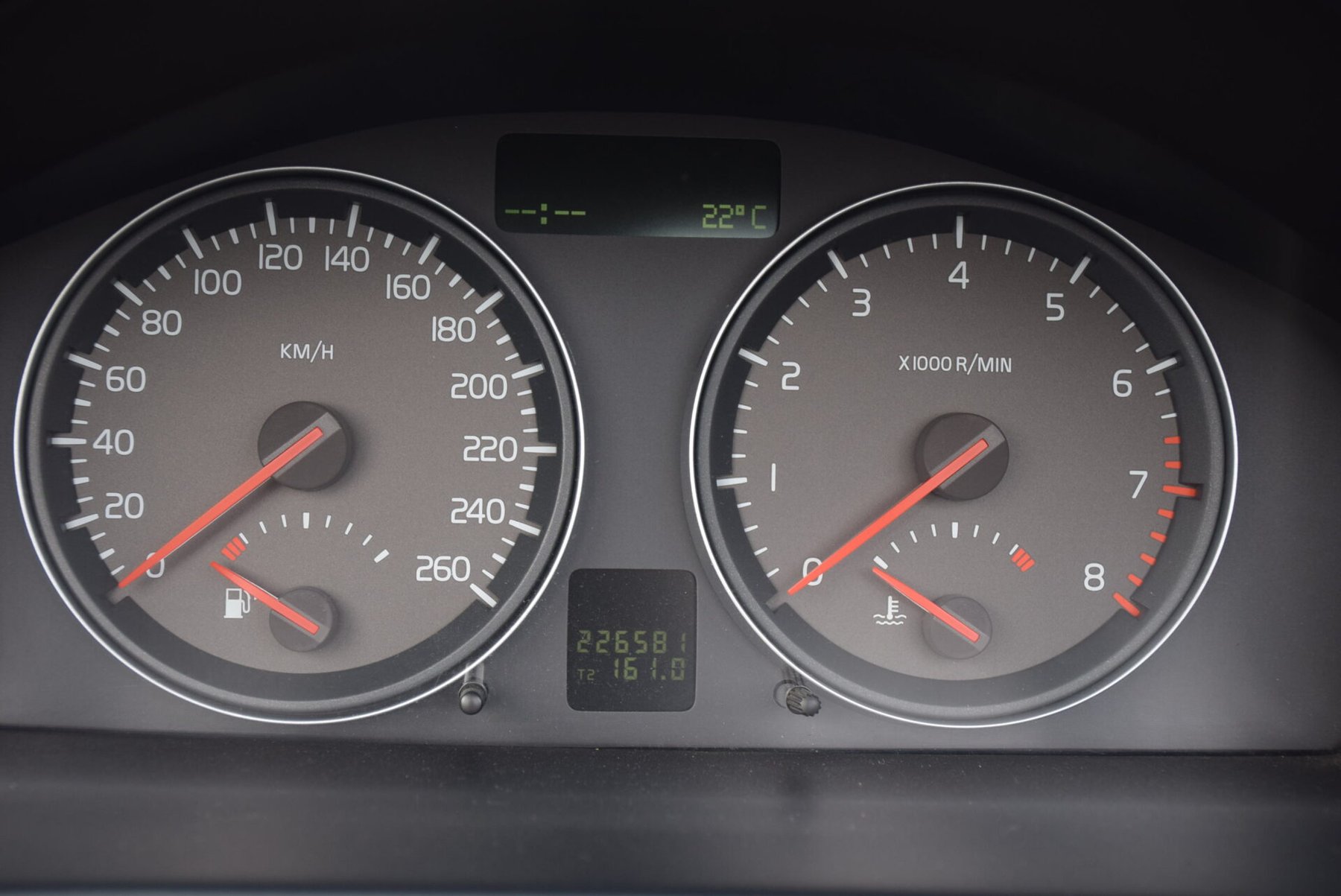 VOLVO C70 2.4 Summum
