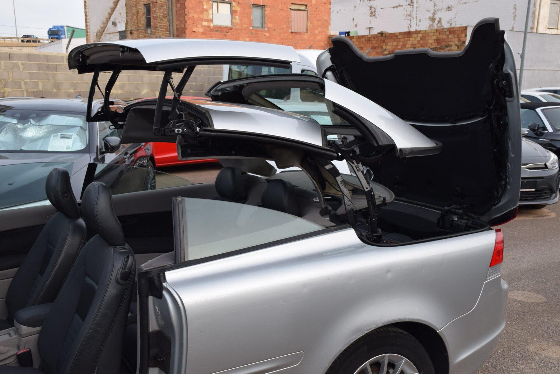 VOLVO C70 2.4 Summum