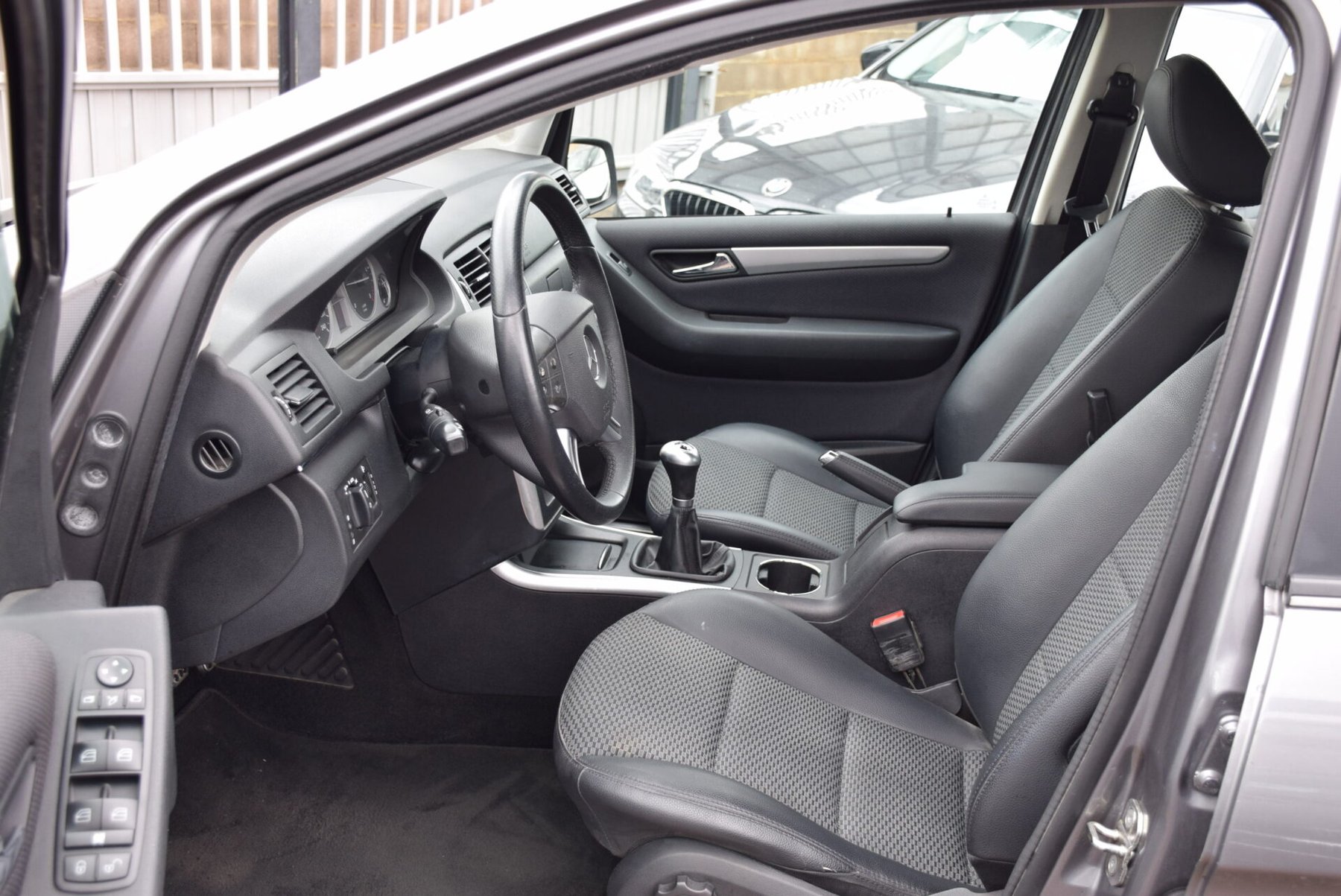 MERCEDES-BENZ Clase B B180CDi