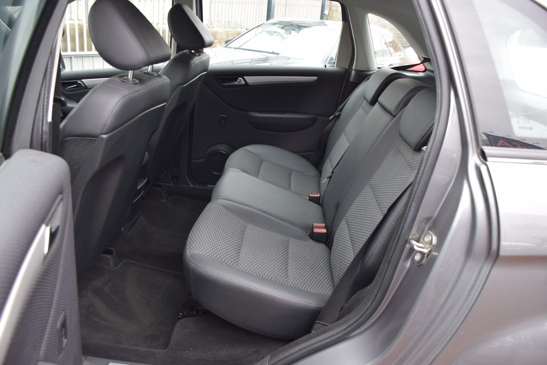 MERCEDES-BENZ Clase B B180CDi