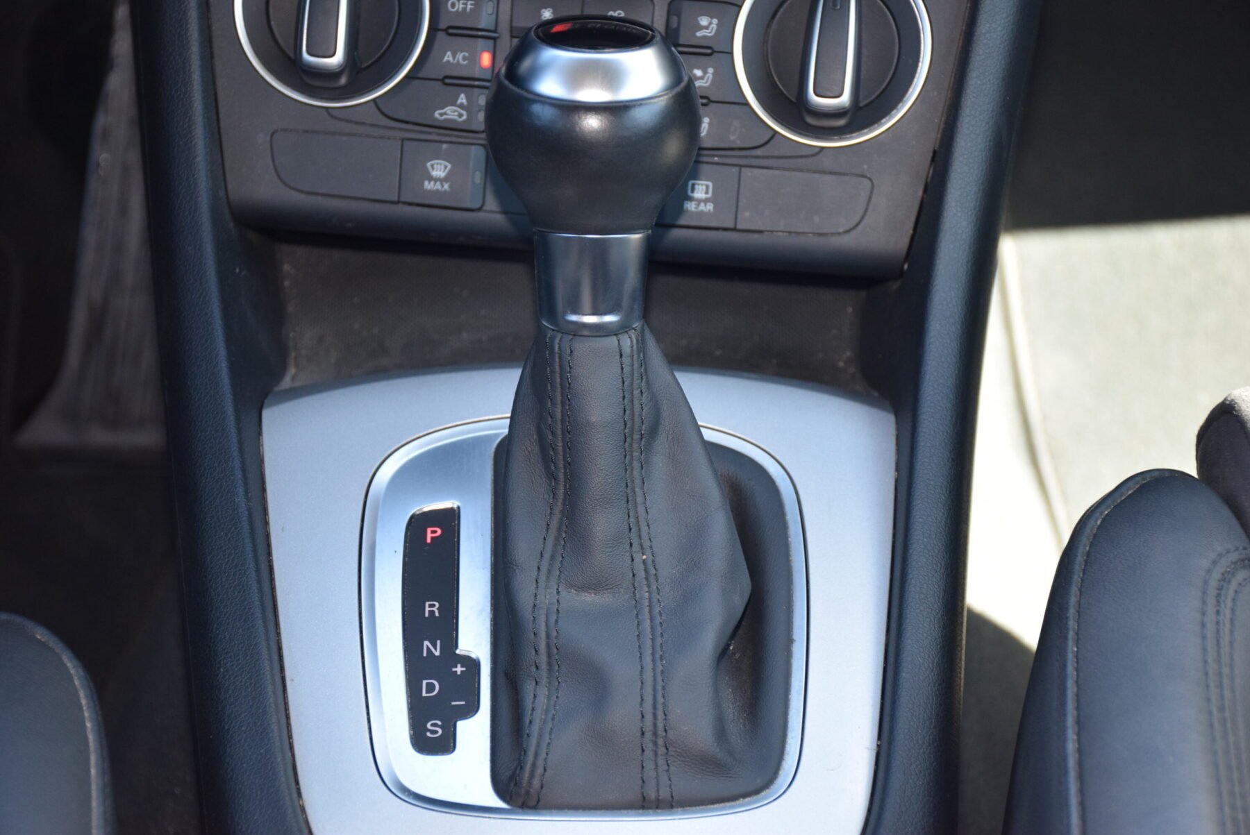 AUDI Q3 2.0TDI Quatto S Tronic